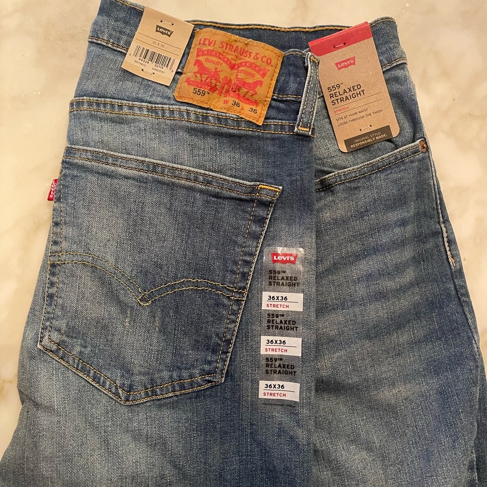 Levi 559 Relaxed Fit Straight Leg Jeans W 36 L 36 Light Wash